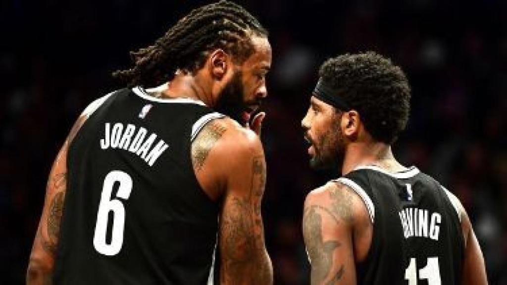 DeAndre Jordan y Kyrie Irving, con los Brooklyn Nets