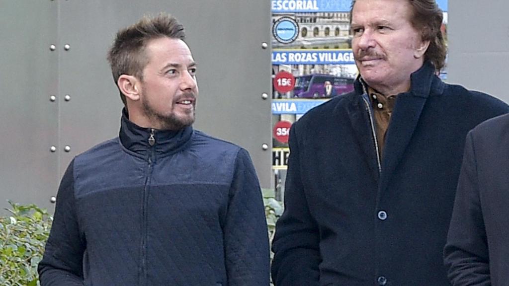 Alexis Edgard y Edmundo Arrocet paseando por la calles de Madrid.