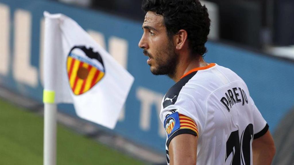 Dani Parejo, durante un partido del Valencia en Mestalla