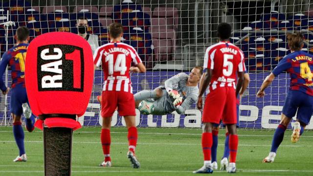 El cabreo en RAC1 por el penalti repetido del Atleti ante el Barça: Es indignante...