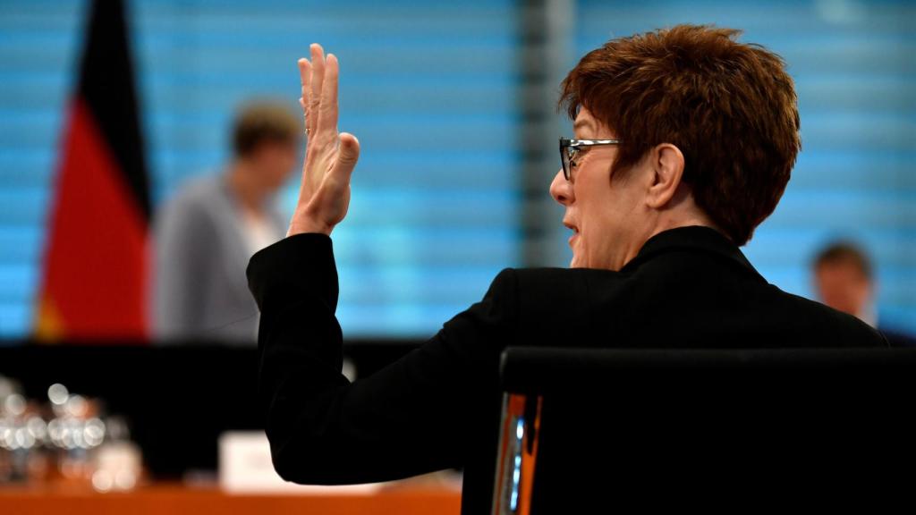 Annegret Kramp-Karrenbauer, ministra de Defensa de Alemania.