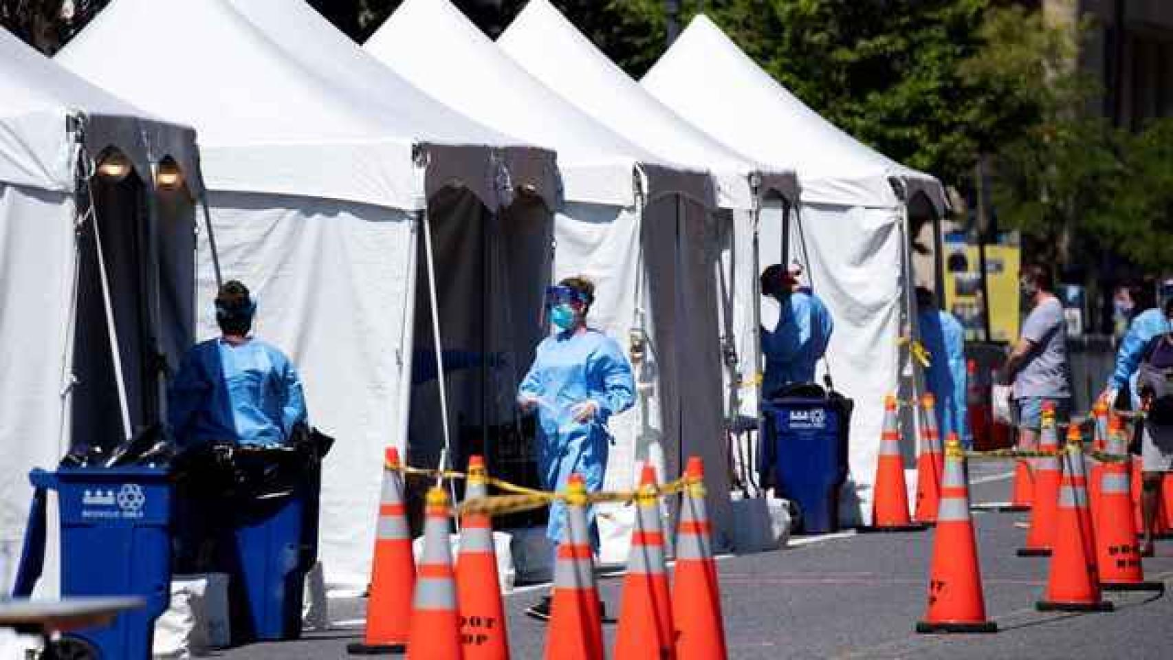 Puestos para hacerse test de coronavirus.