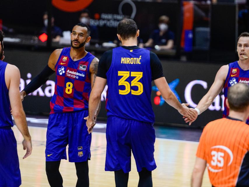 Los jugadores del Barcelona durante la fase final de la Liga Endesa en Valencia