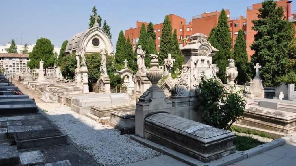 Cementerio Sacramental de San Lorenzo y San José. https://www.ecured.cu