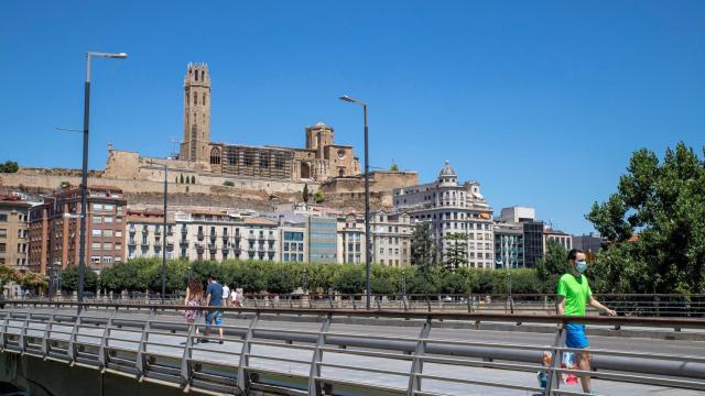 Ambiente en la ciudad de Lérida tras decretar la Generalitat el confinamiento.