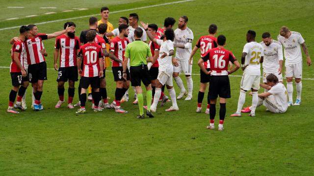 Tangana en el Athletic - Real Madrid disputado en San Mamés