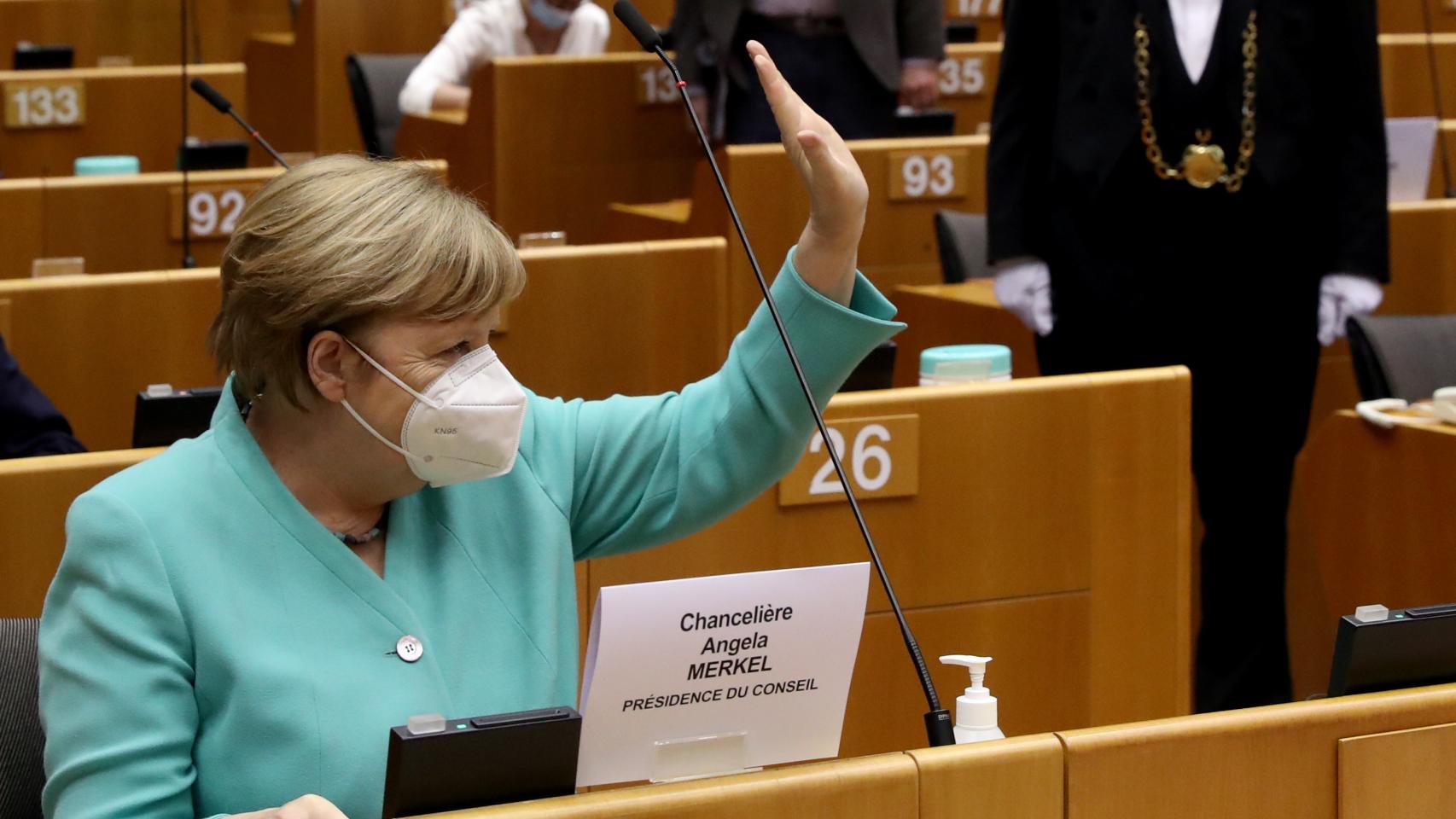 La canciller alemana, Angela Merkel, en la Eurocámara.