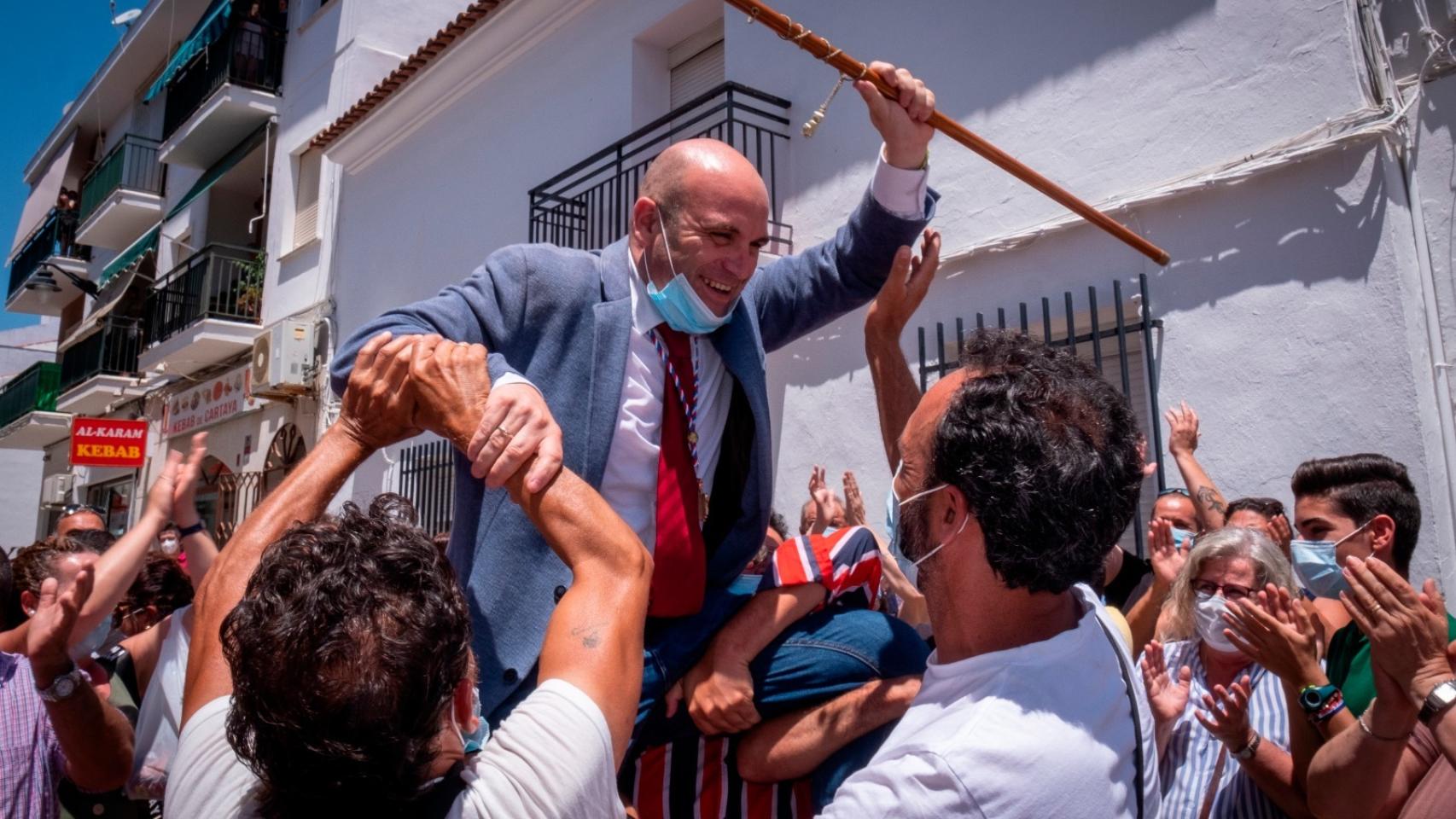 El alcalde de Cartaya, Alexis Landero, a la salida del pleno en el que tomó posesión el pasado lunes.