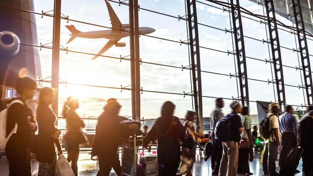 Este aeropuerto islandés pronostica (con IA) el número de viajeros