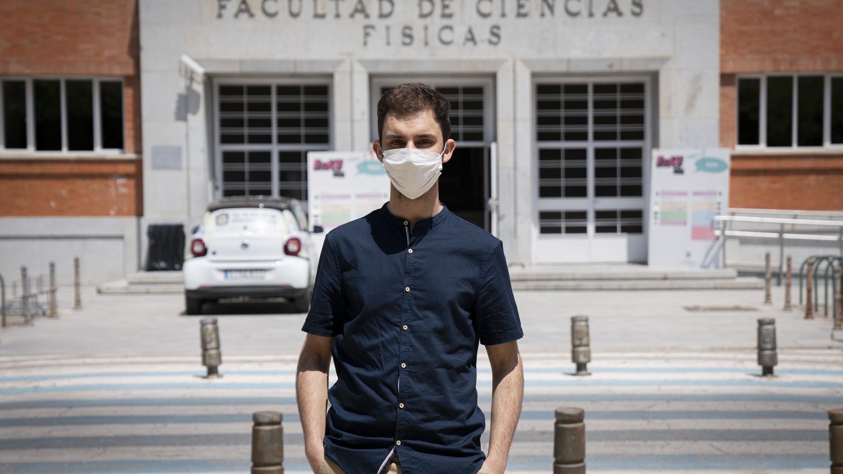 Enrique Sánchez, estudiante del doble grado de Física y Matemáticas.