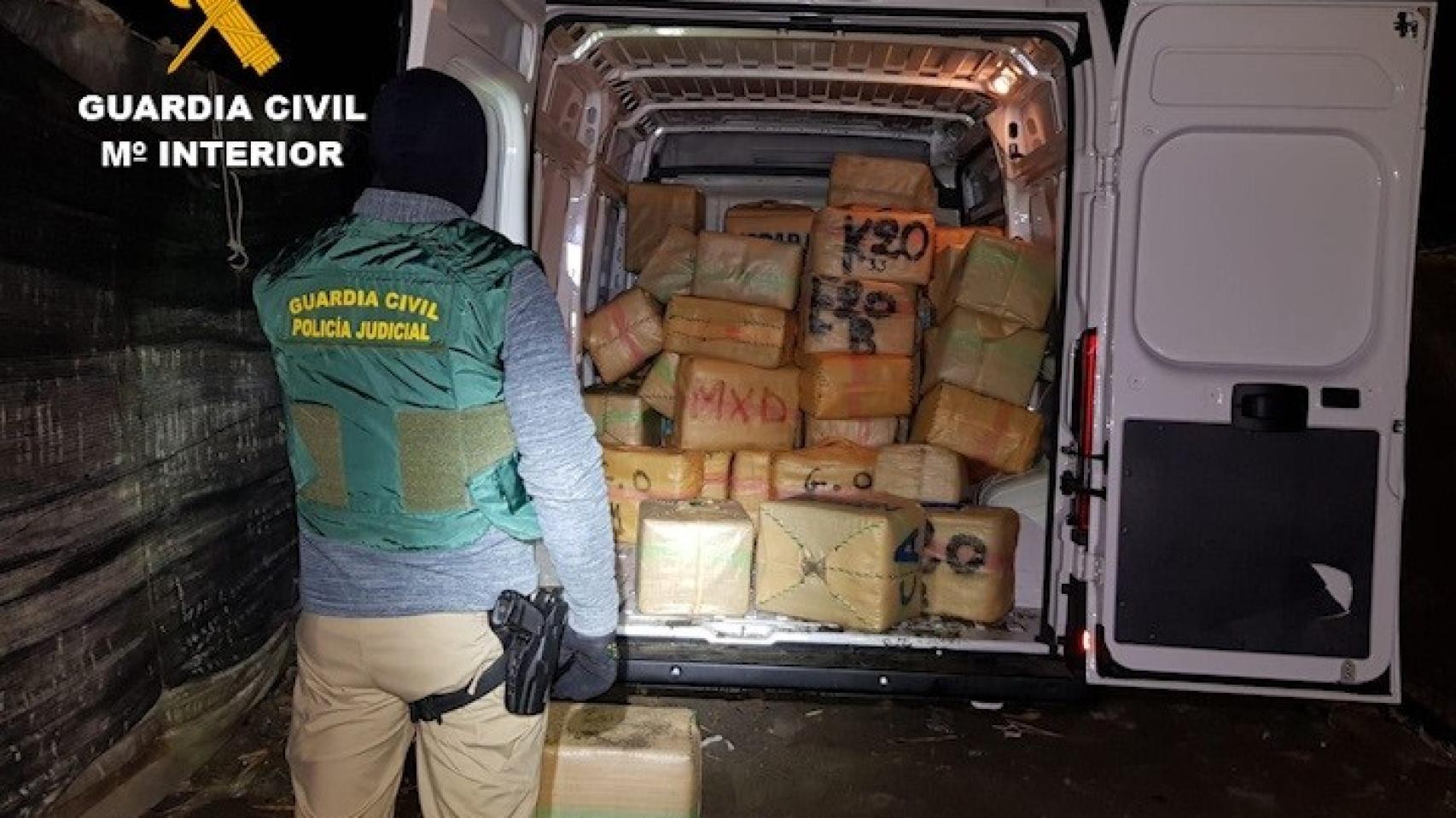 Imagen de la operación de la Guardia Civil.