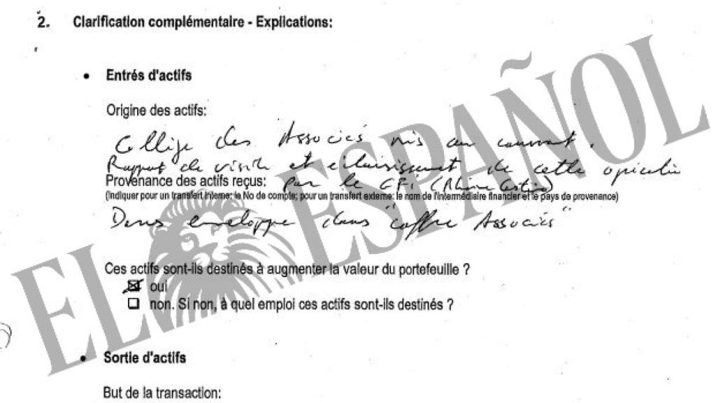 La documentación bancaria de Don Juan Carlos se guardó en un sobre en la caja de seguridad de los socios./