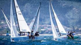 El Noticia, Patakin y Marnatura 1 vencen las Villalia Series J70 de vela de Vigo
