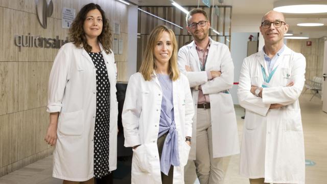 De izquierda a derecha, los doctores María Cortés, Alicia Vicuña, Joaquín Gómez y Juan Carlos Meneu.