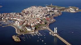 El periódico británico Daily Mail anima a visitar A Coruña tras confundirla con A Mariña
