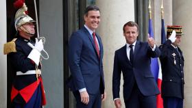 Sánchez, junto a Macron durante su visita al Elíseo este miércoles.