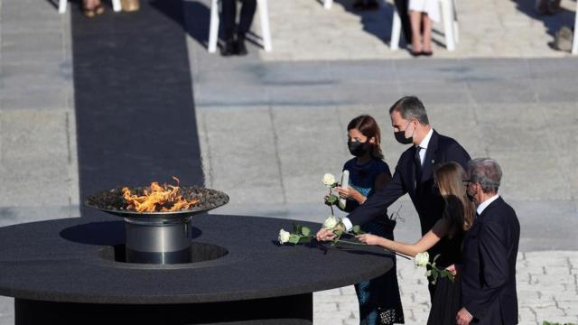 Homenaje a las víctimas del coronavirus.