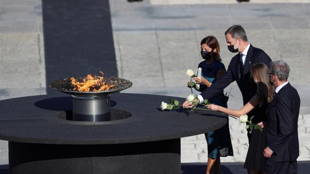 Homenaje a las víctimas del coronavirus.