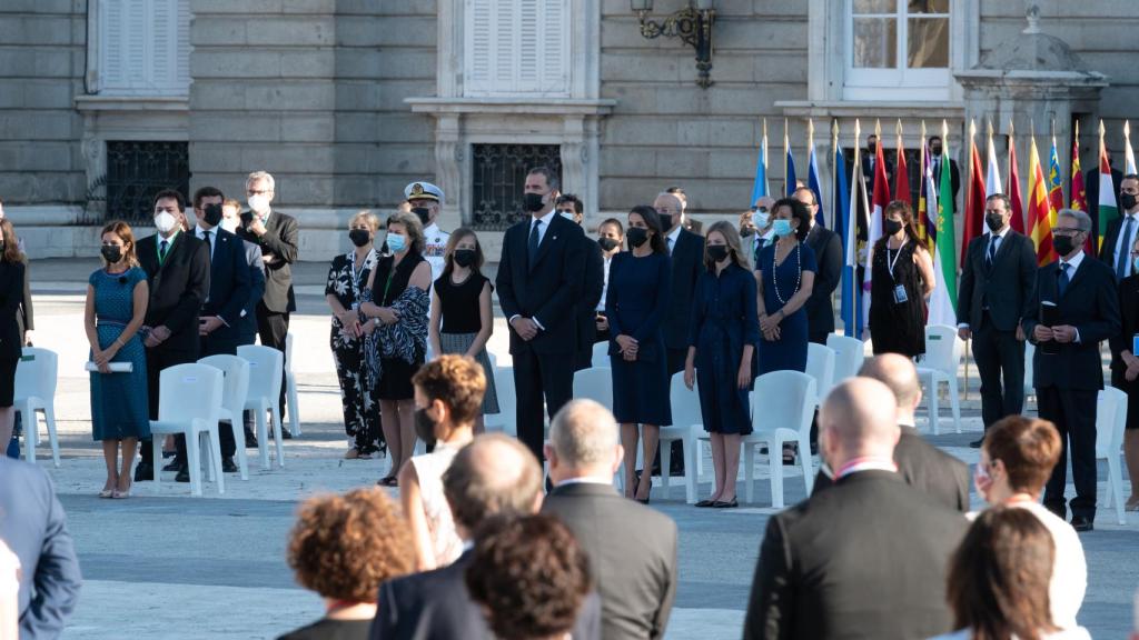 Las autoridades en el homenaje de Estado a las víctimas del Covid-19.