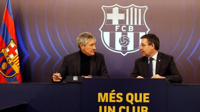 Quique Setién y Josep María Bartomeu