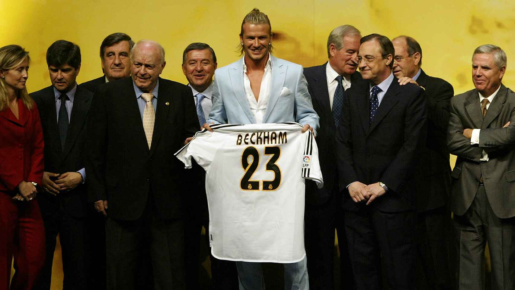 Presentación de Beckham con el Real Madrid