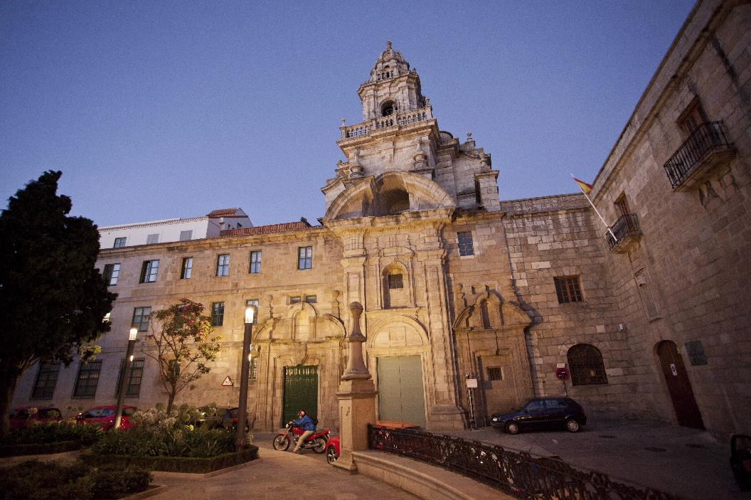 Convento y plaza de Santo Domingo, en plena Ciudad Vieja (Turismo de Galicia)