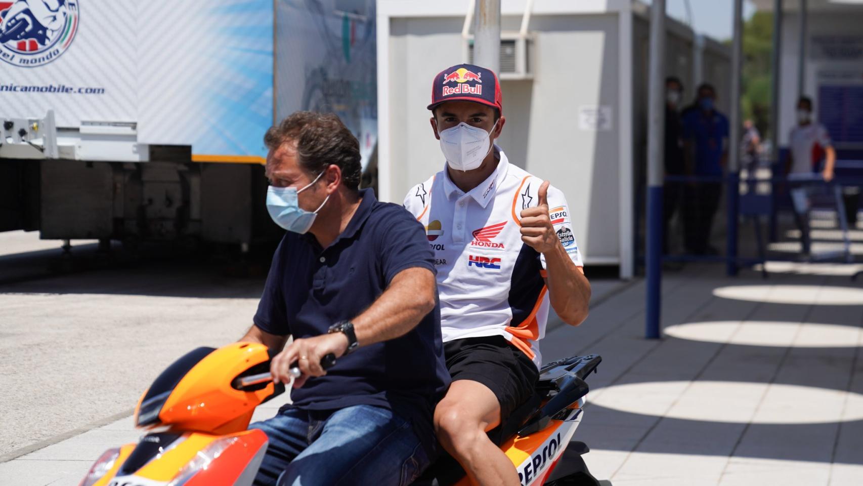 Marc Márquez, tras pasar los exámenes médicos en Jerez