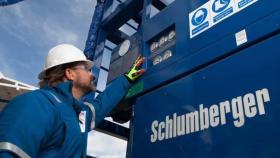 Un empleado de Schlumberger.