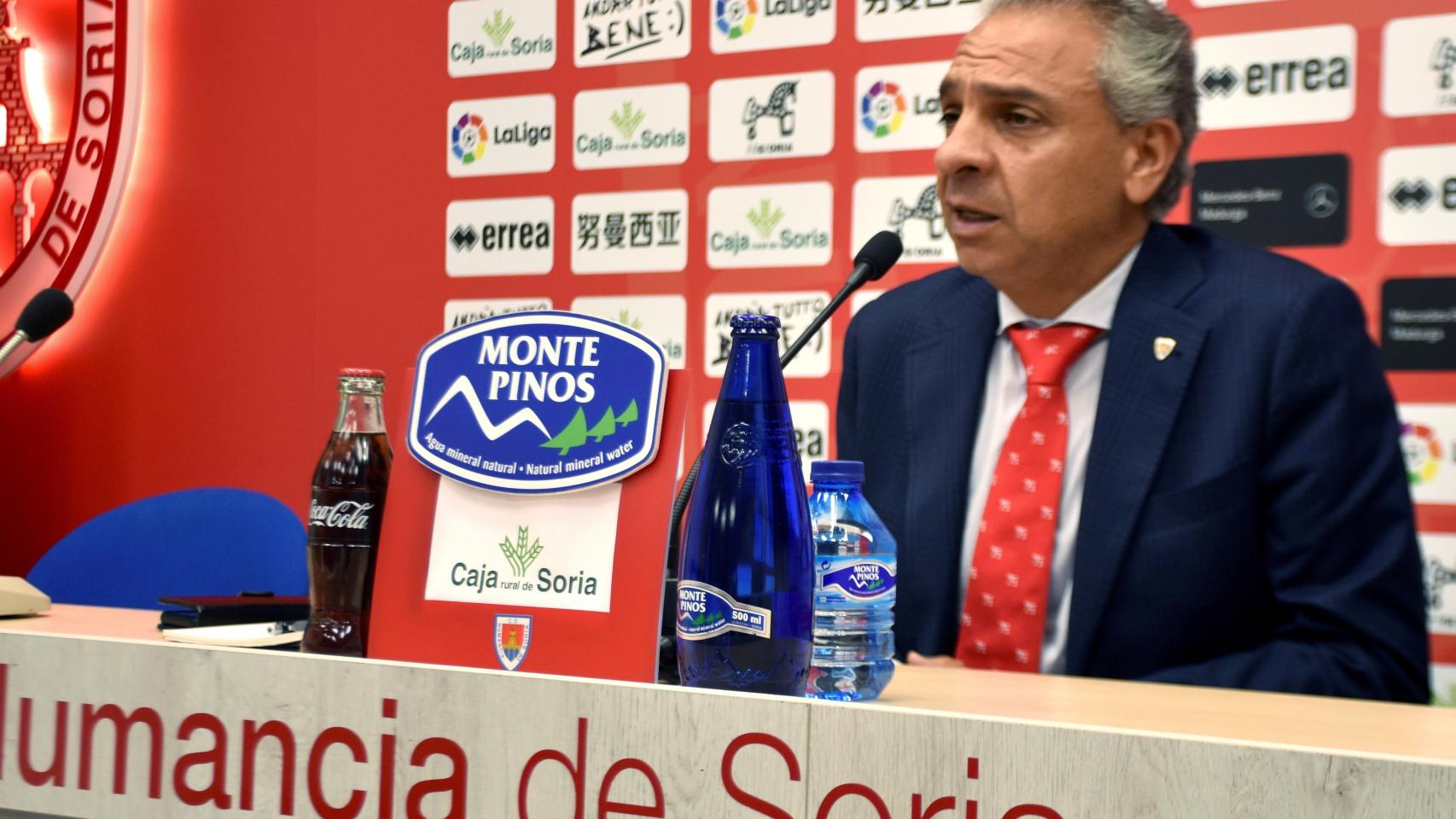 Presidente del Numancia durante una rueda de prensa