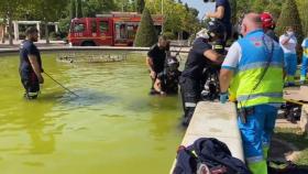 Los servicios de emergencias de Madrid trabajan en el rescate.