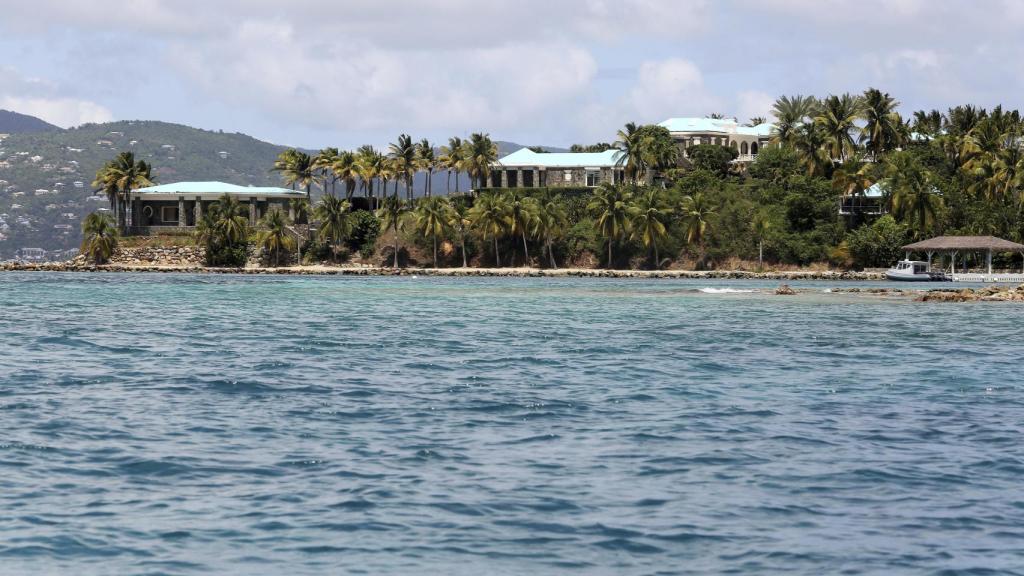 Su mansión en la llamada 'isla de las orgías'.