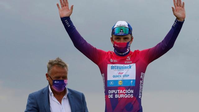 Remco Evenepoel, de celebración en la Vuelta a Burgos