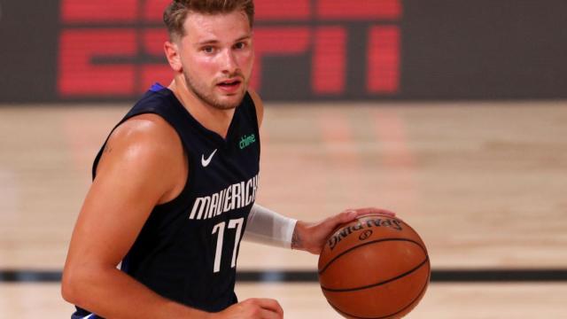 Luka Doncic frente a los Houston Rockets