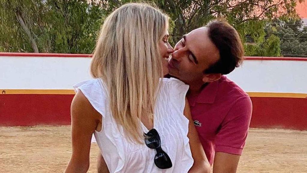 La pareja ha intercambiado románticas palabras en Instagram.