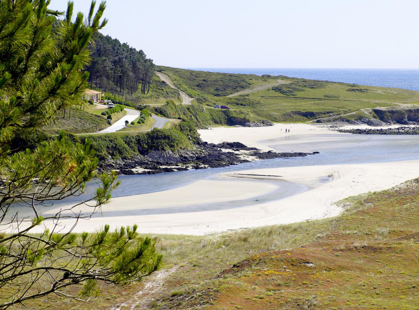 Playa de Nemiña, en Muxía (Turismo de Galicia)