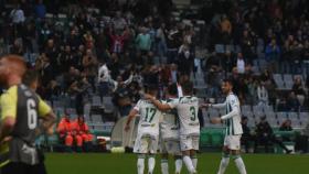 Los jugadores del Córdoba durante un partido