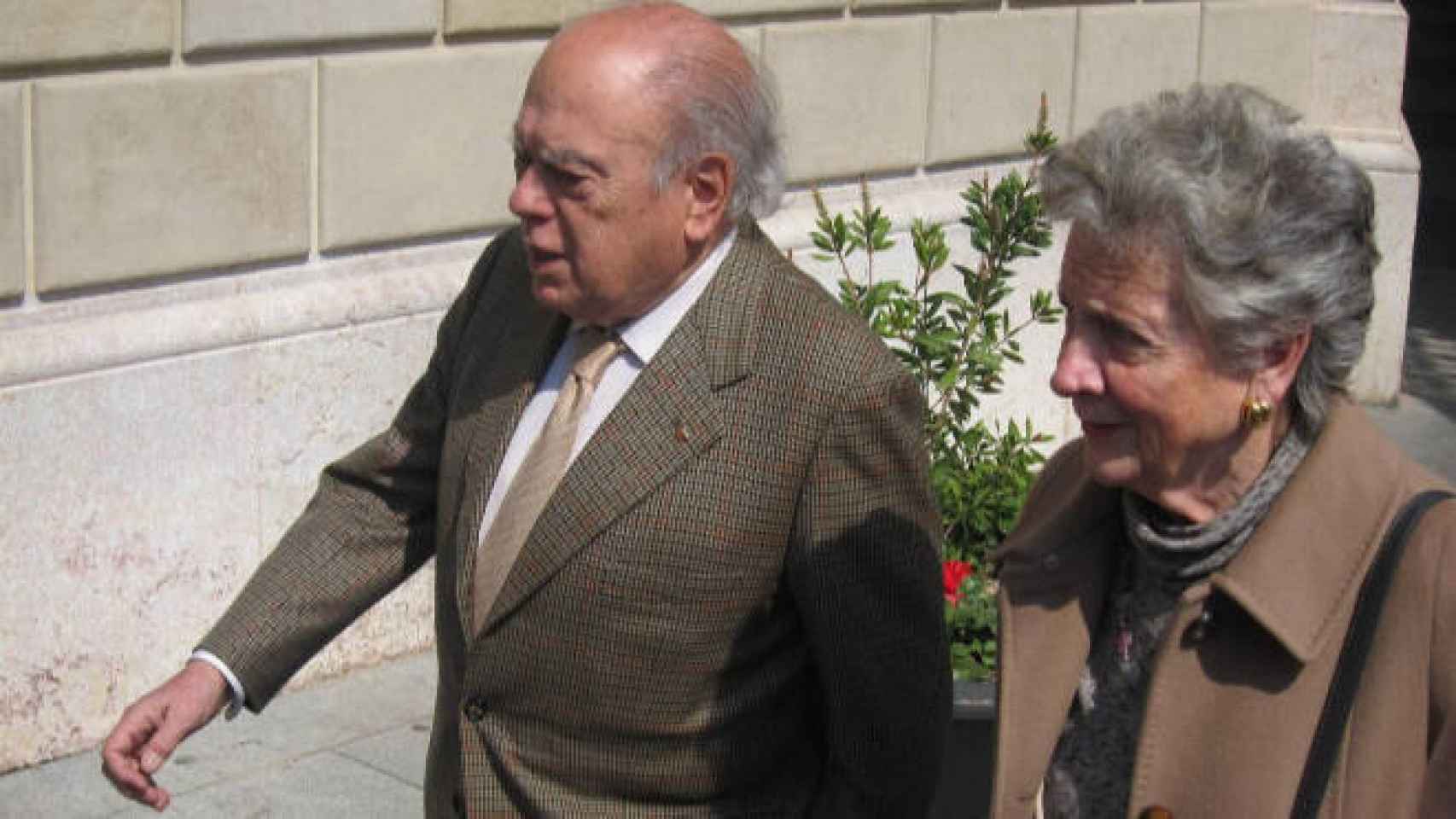 Jordi Pujol y Marta Ferrusola.
