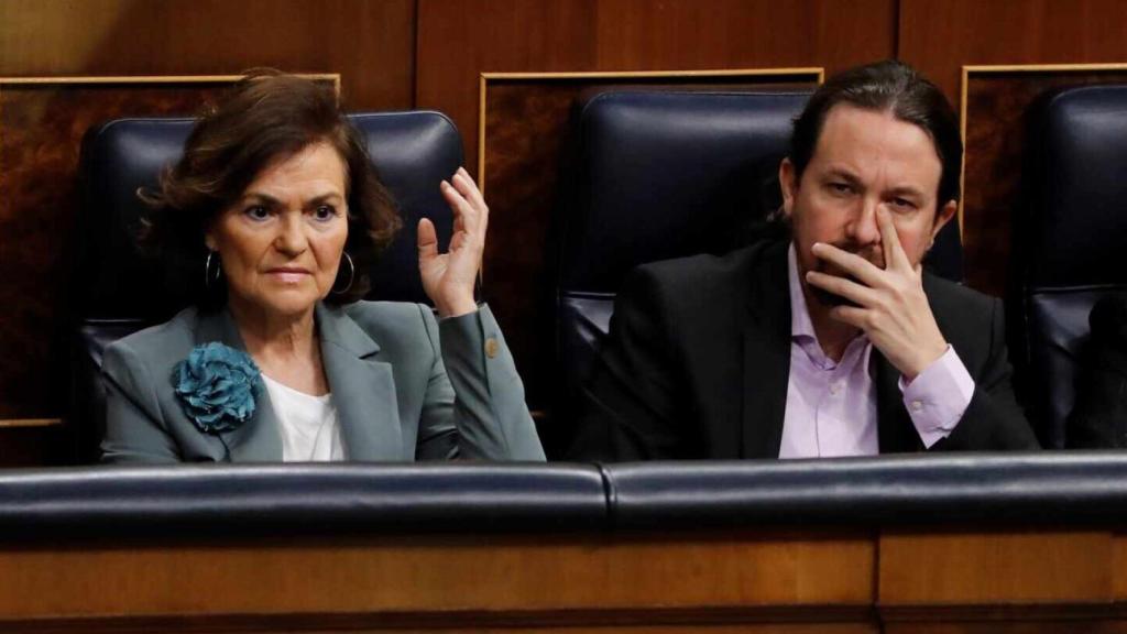 Carmen Calvo y Pablo Iglesias, en el Congreso de los Diputados, en una imagen de archivo.