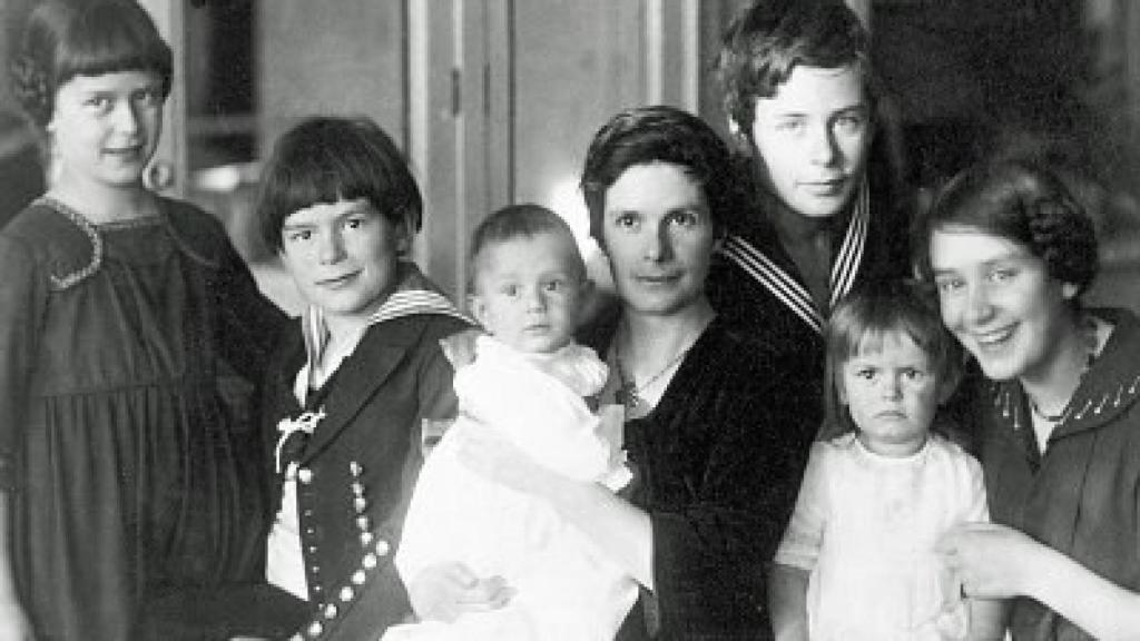 Katia Mann y sus seis hijos.