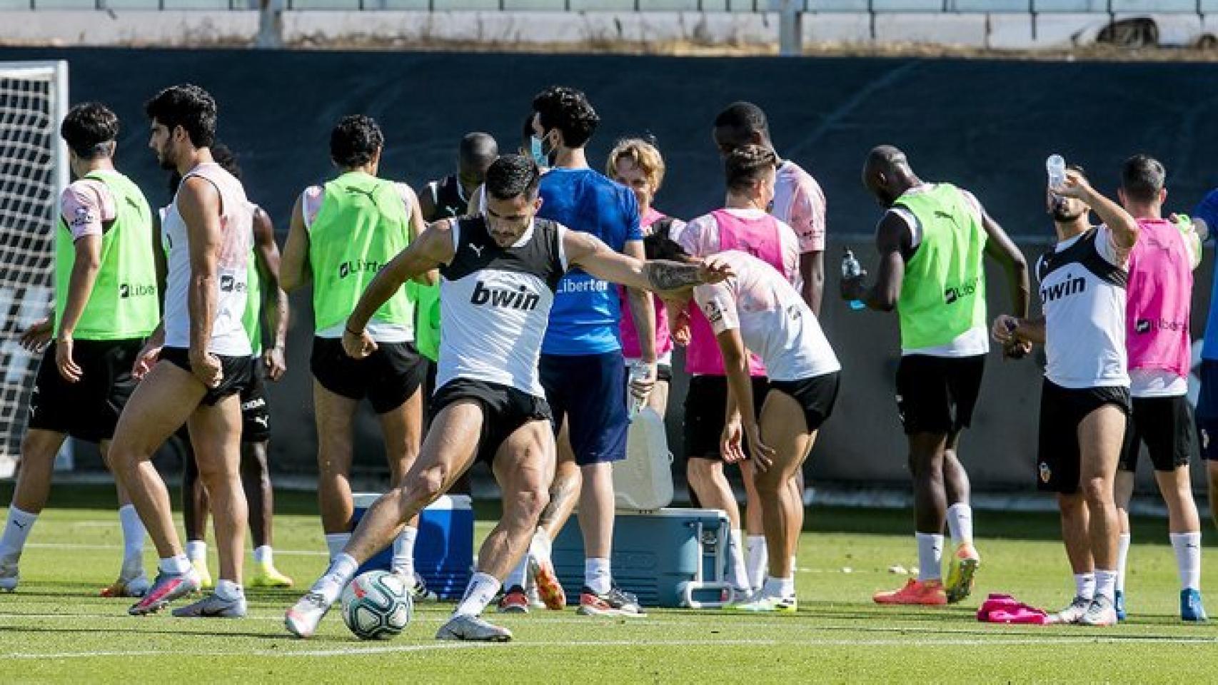 El Valencia, durante un entrenamiento