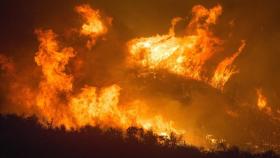 Controlado el incendio del Parque Natural de Serra do Xurés tras quemar 420 hectáreas