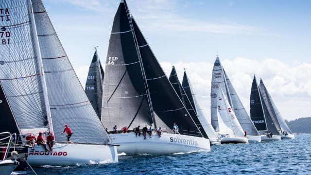 El Bosch pasa a liderar la regata Mar de Maeloc Rías Baixas