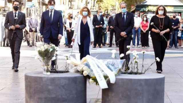 El momento de homenaje a las víctimas del atentado de Cataluña.