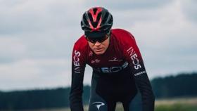 Froome durante un entrenamiento con Ineos