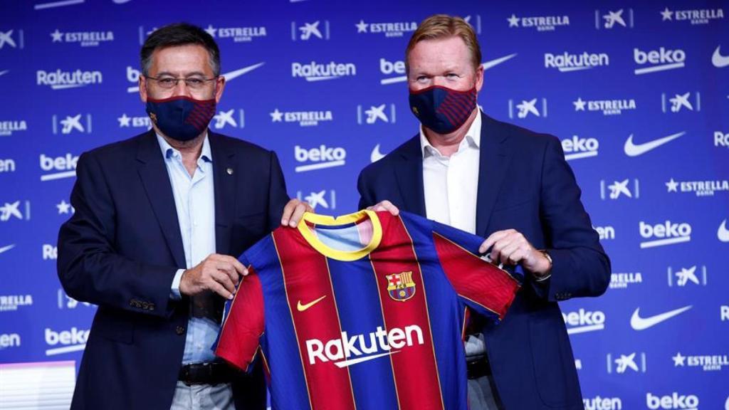 Josep Maria Bartomeu y Ronald Koeman, en la presentación del entrenador holandés