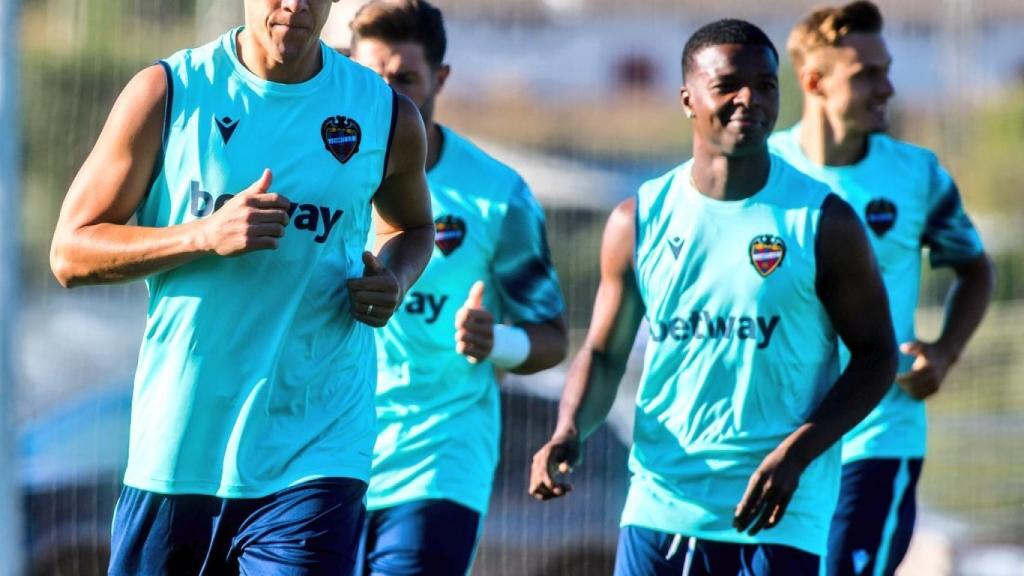 Un entrenamiento del Levante UD