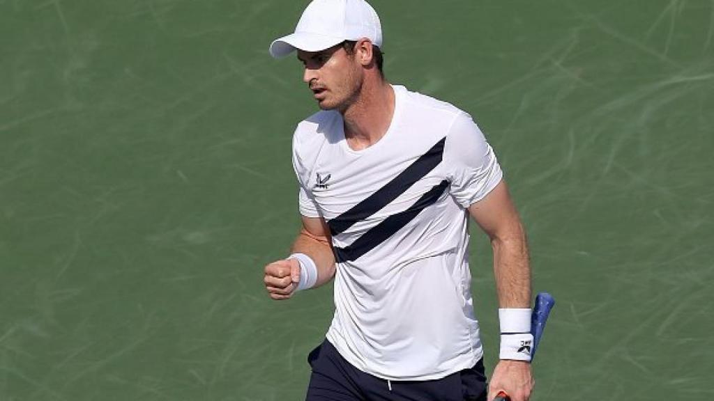 Murray cierra el puño en señal de victoria