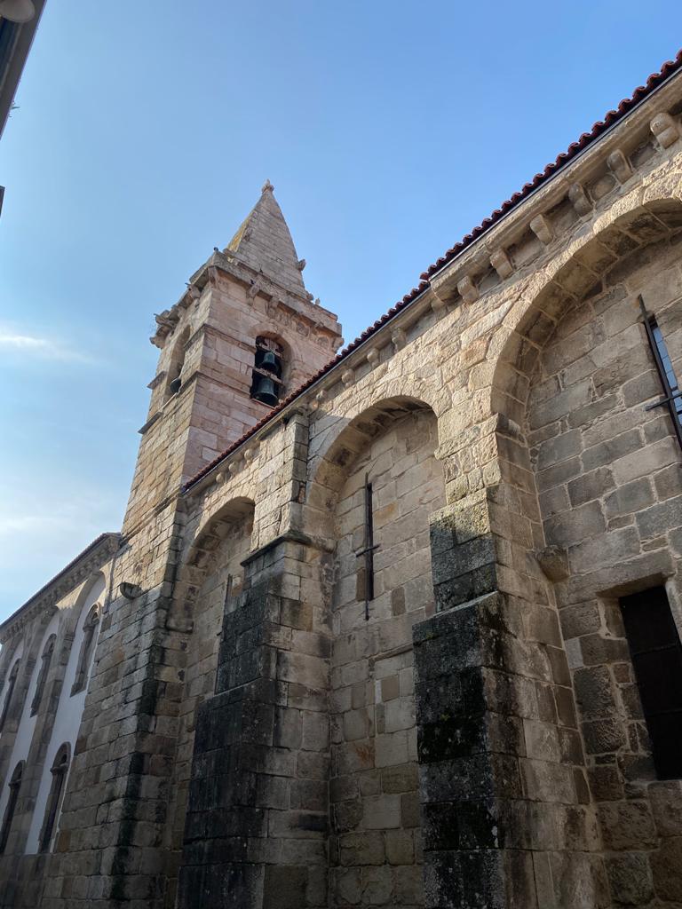 Torre y fachada meridional de Santa María del Campo (Quincemil)