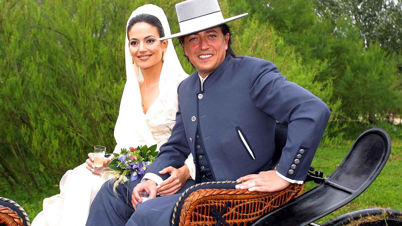 Lely Céspedes y Ernesto Neyra, el día de su boda.