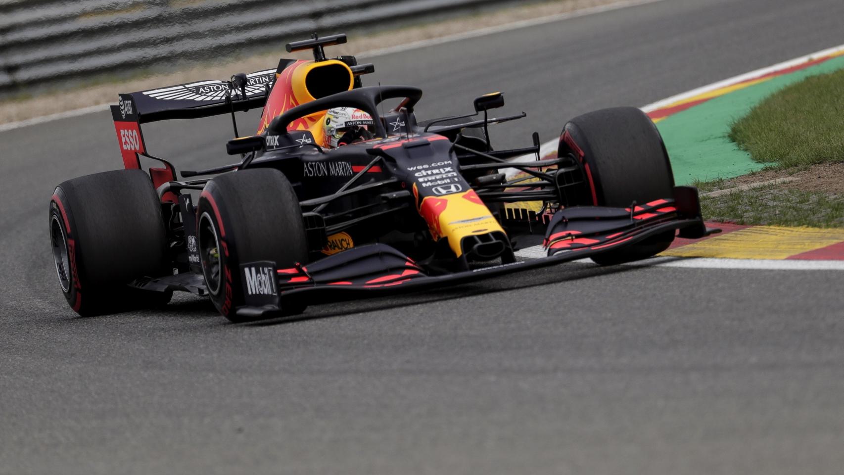 Max Verstappen en el circuito de SPA